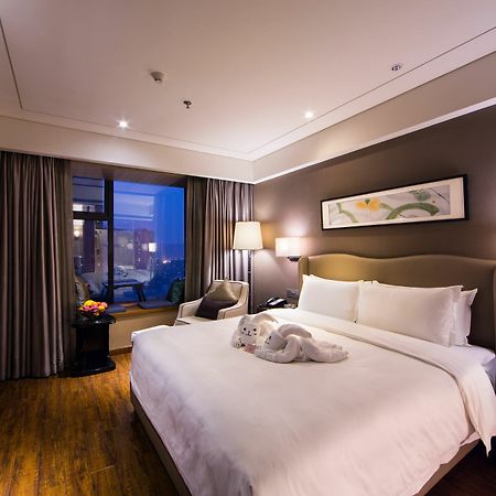Leisden Hotel Chengdu Bagian luar foto