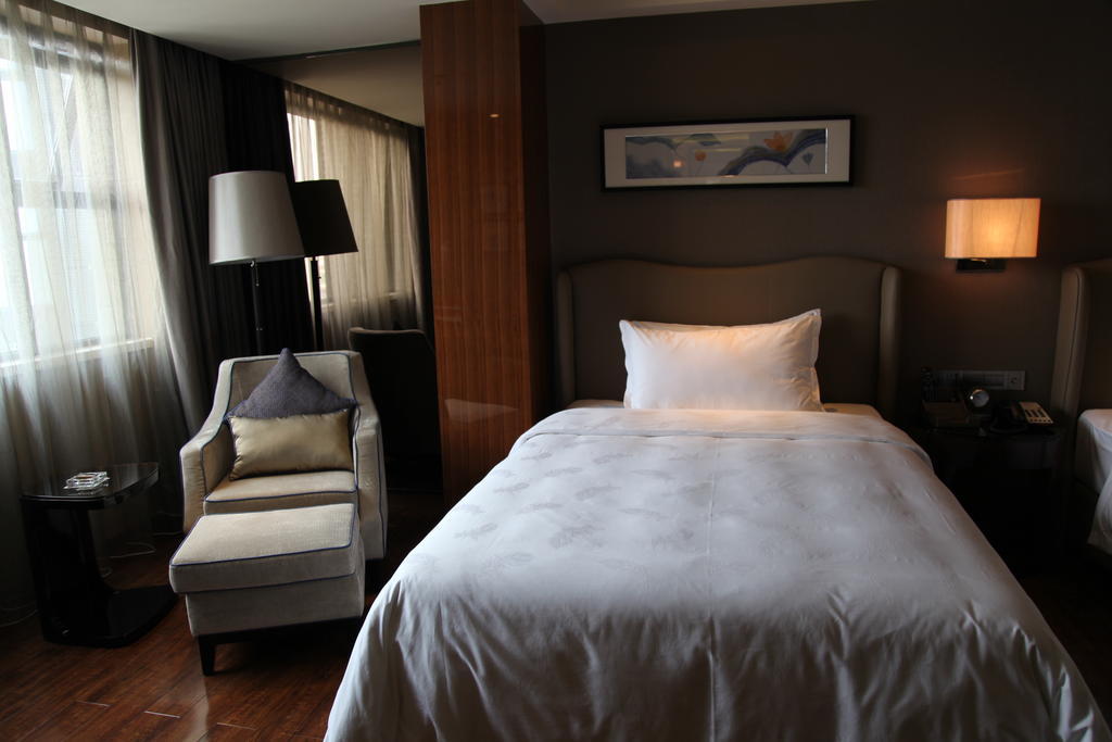 Leisden Hotel Chengdu Bagian luar foto