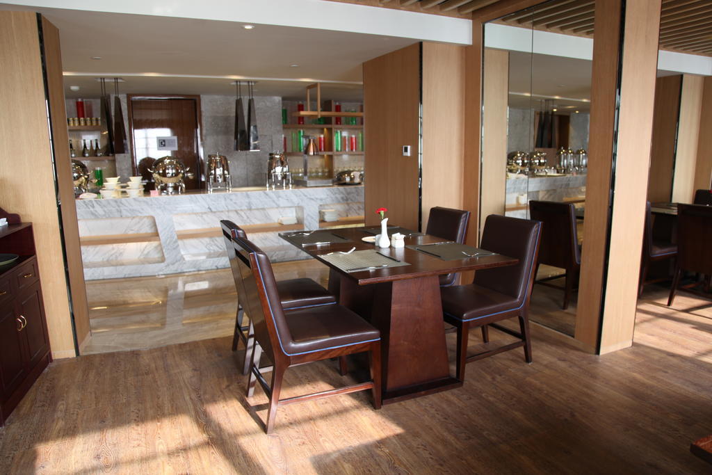 Leisden Hotel Chengdu Bagian luar foto